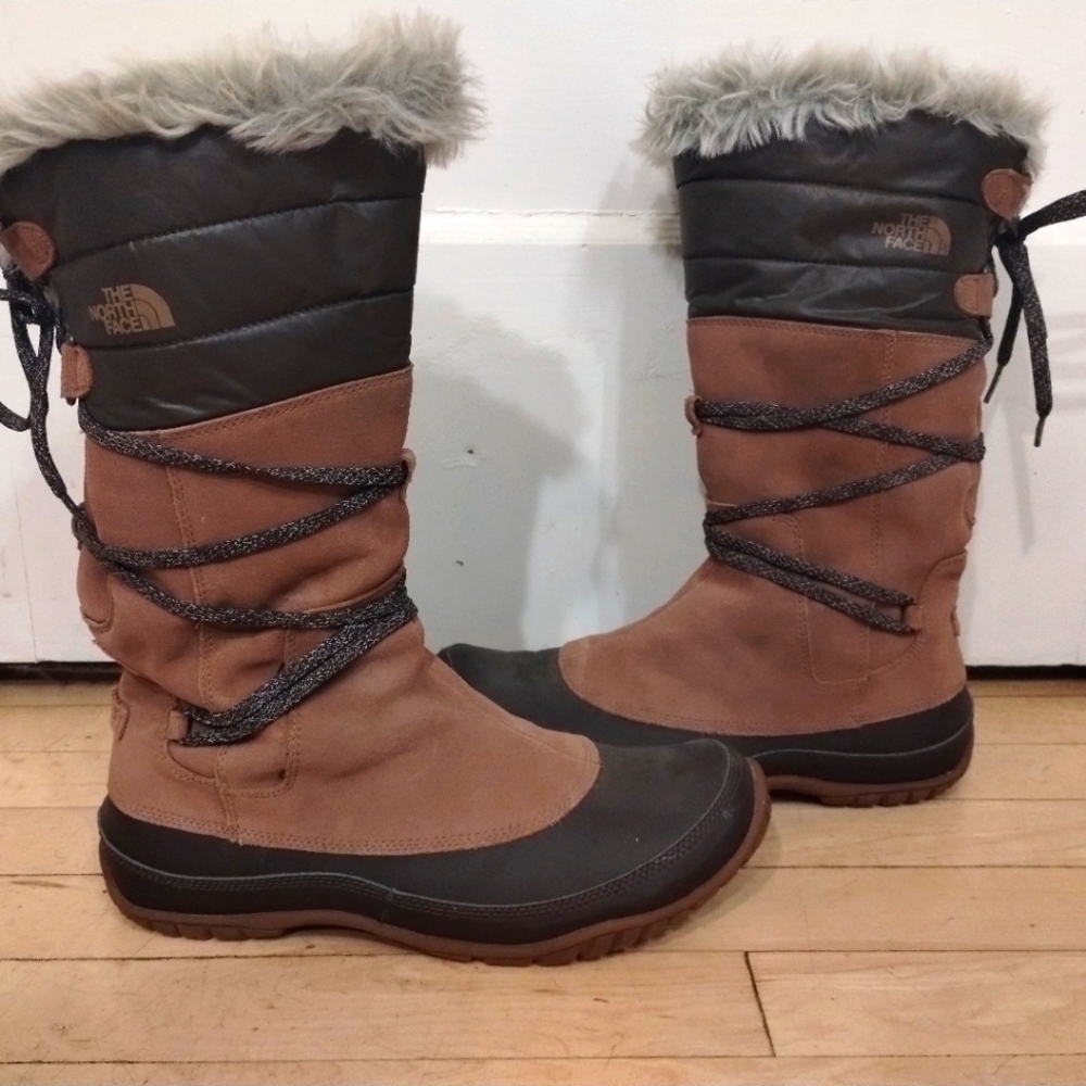 North Face lined snow boots with Primaloft insulation